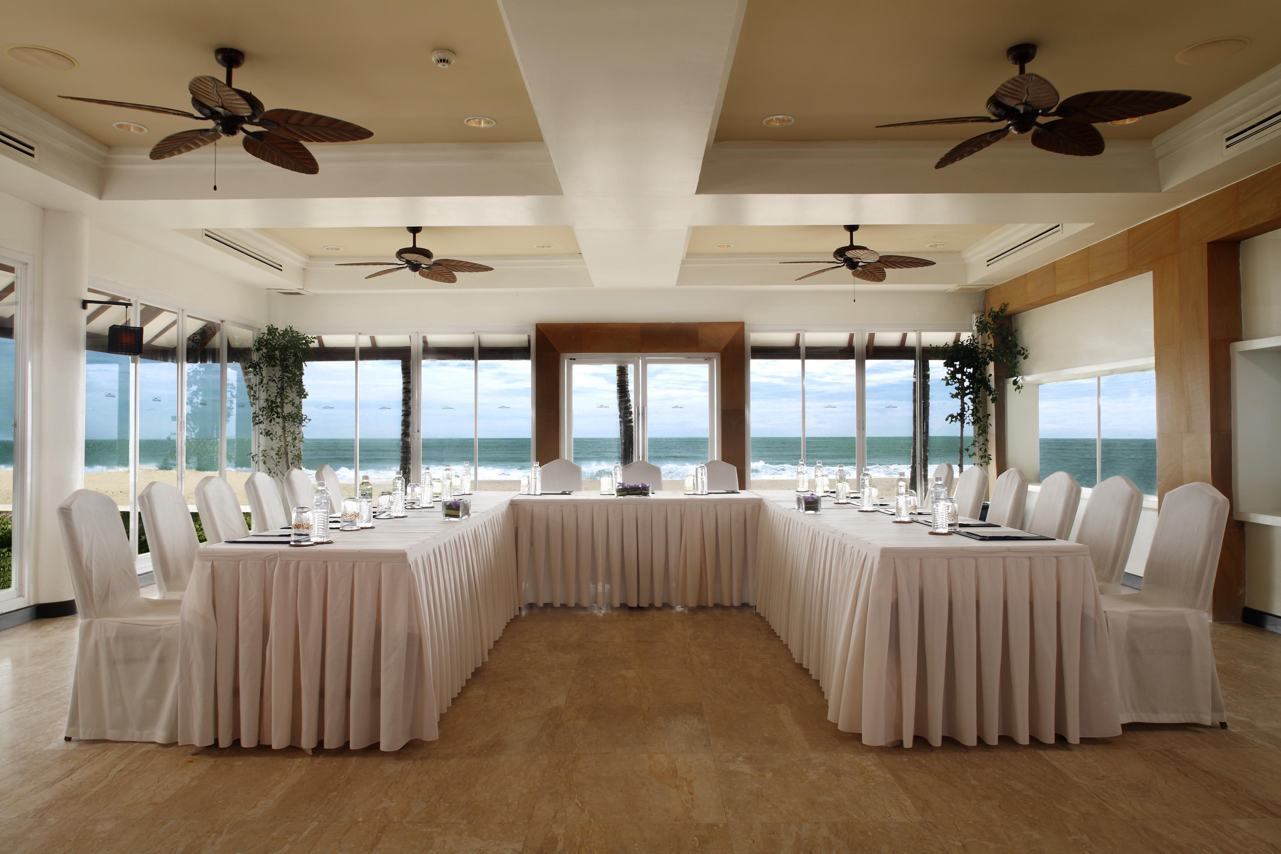 Dusit Thani Laguna Phuket Bangtau-part Kültér fotó Meeting room at the hotel