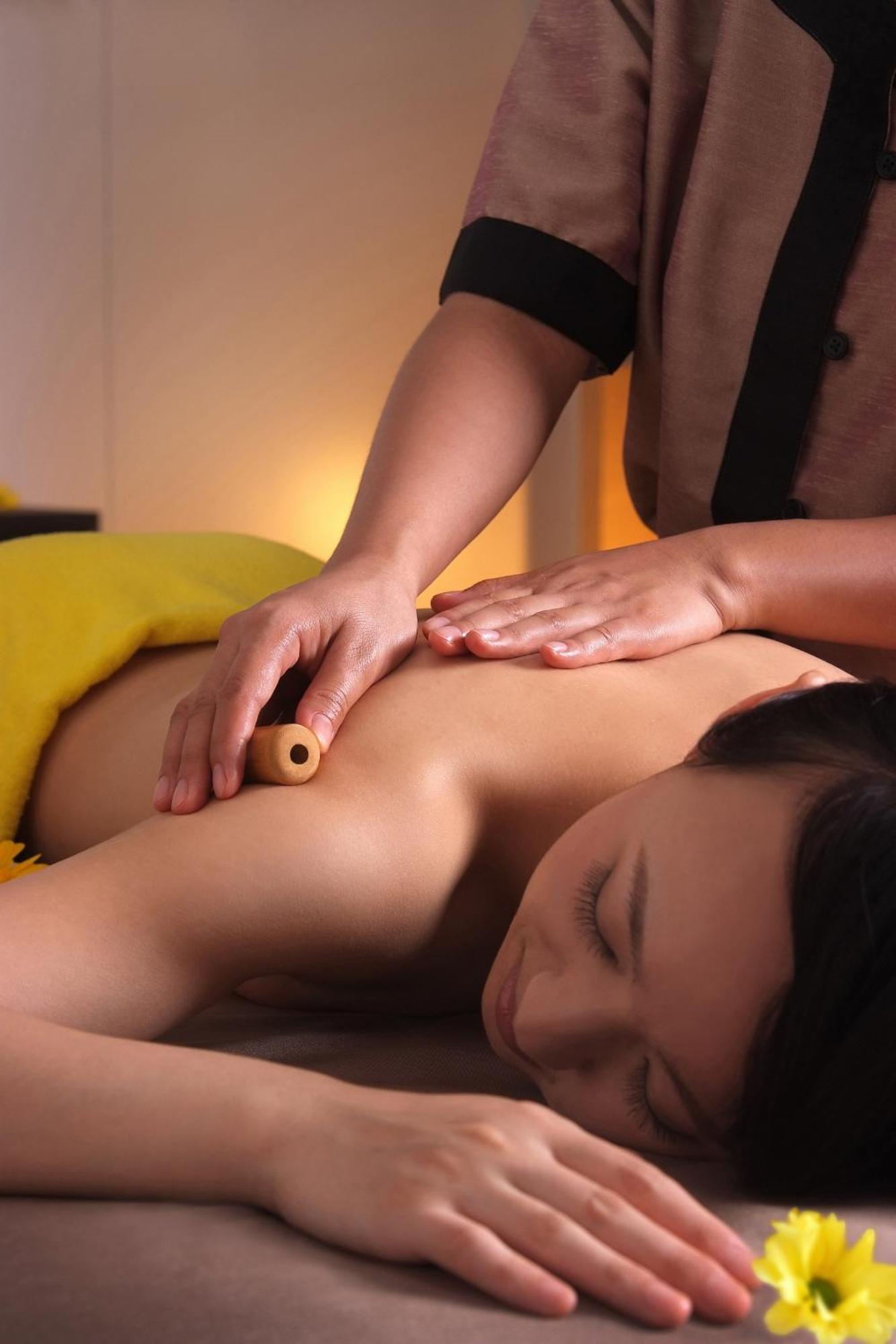 Dusit Thani Laguna Phuket Bangtau-part Kültér fotó Thai massage
