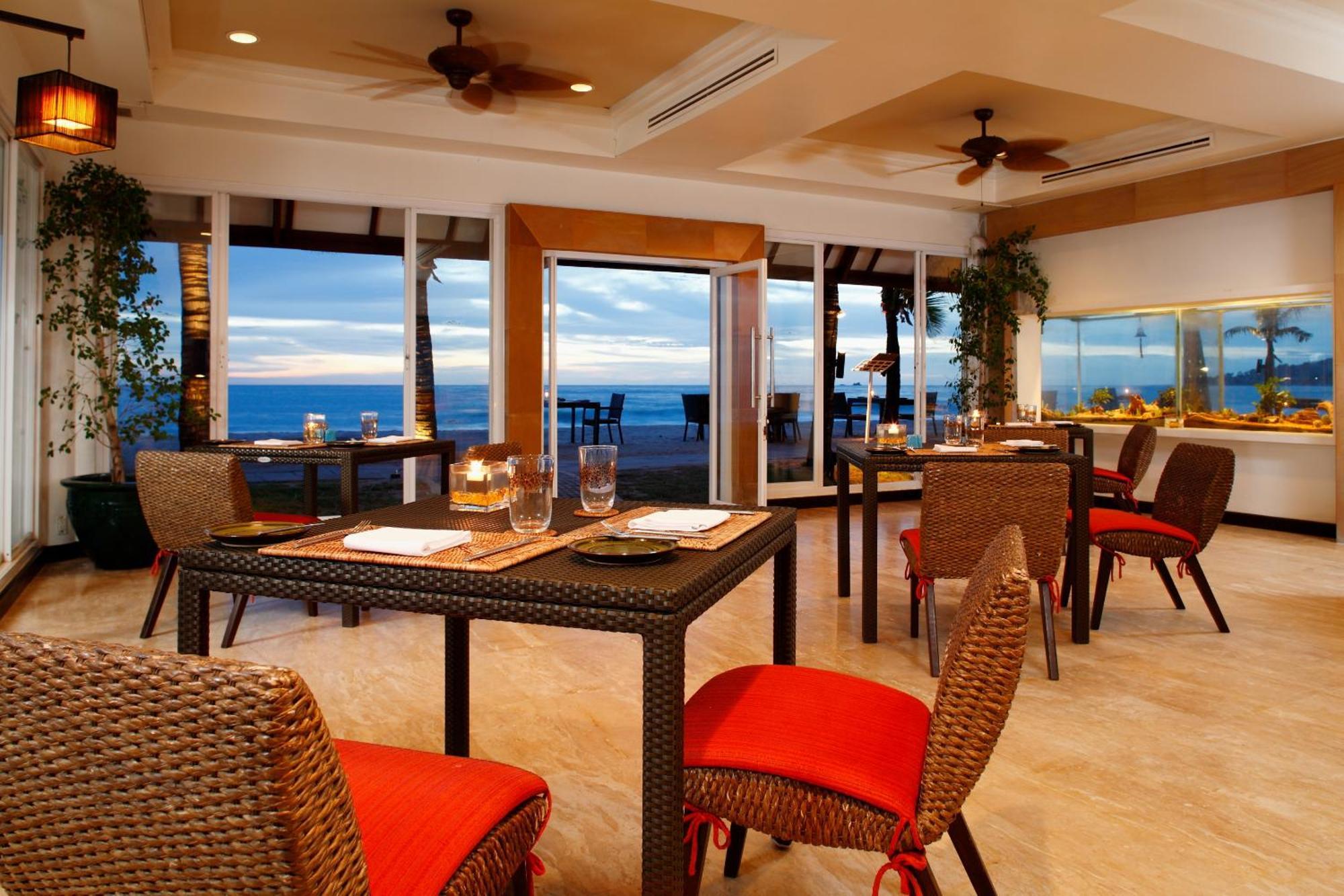 Dusit Thani Laguna Phuket Bangtau-part Kültér fotó The Beach Club