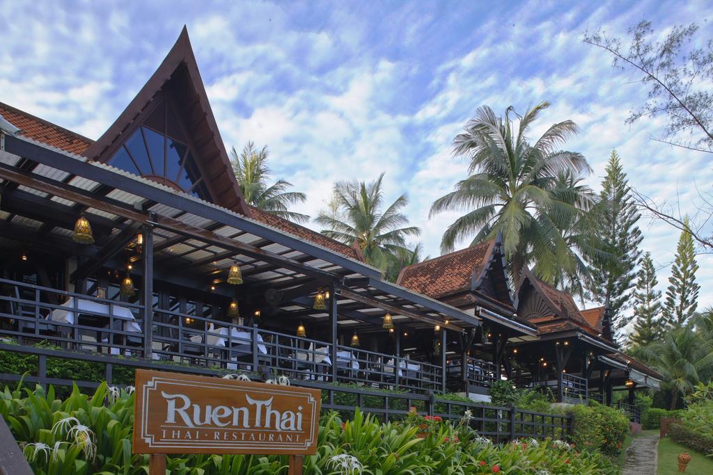 Dusit Thani Laguna Phuket Bangtau-part Kültér fotó Ruen Thai Restaurant